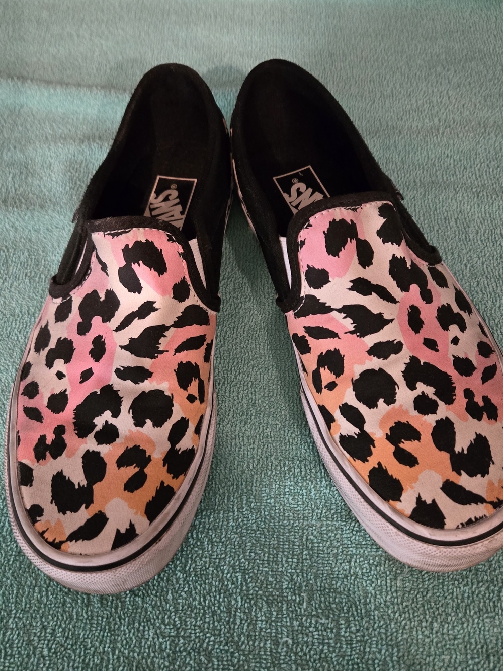 *Vans* Women's Slip-On Leopard Print Canvas Shoes - Pink & Orange - Picture 2 of 6